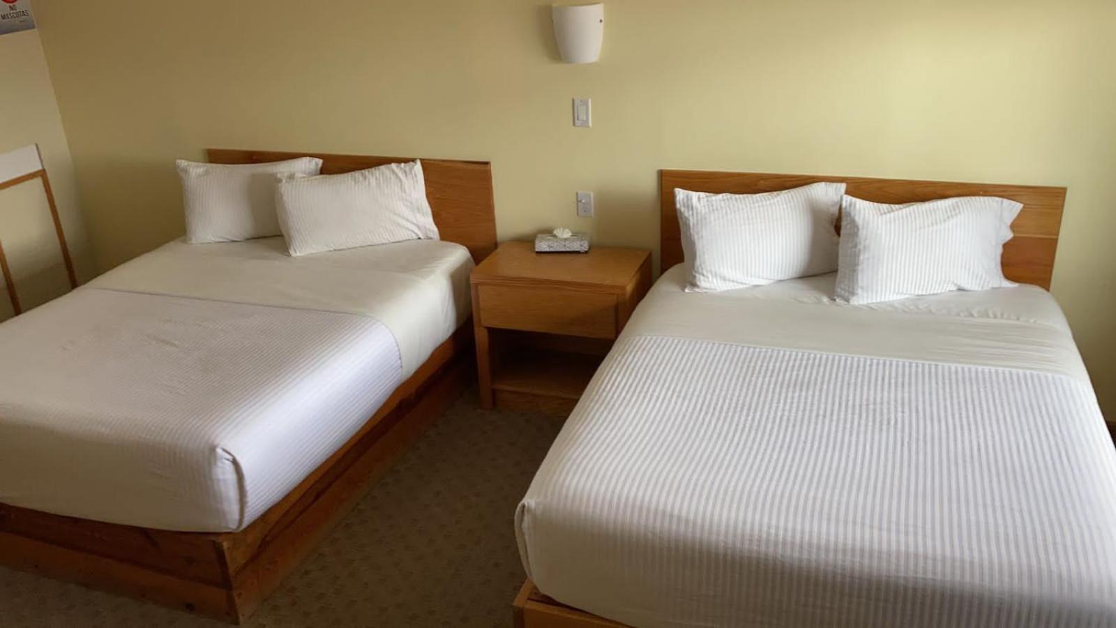La Huerta Inn & Suites Cuauhtémoc Quarto foto